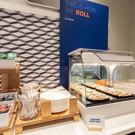 Holiday Inn Express And Suites Kittanning, An Ihg Hotel Ngoại thất bức ảnh
