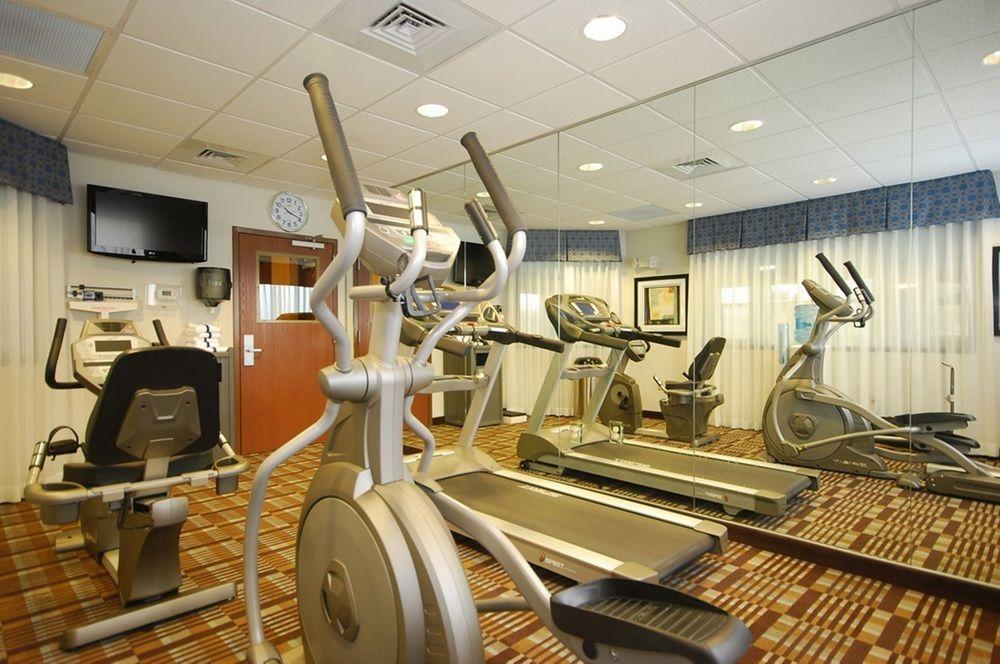 Holiday Inn Express And Suites Kittanning, An Ihg Hotel Ngoại thất bức ảnh