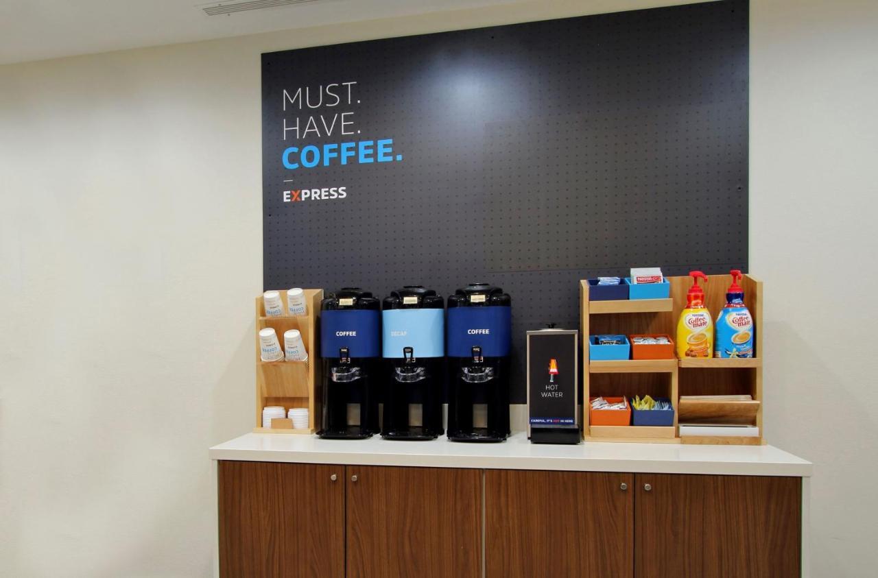 Holiday Inn Express And Suites Kittanning, An Ihg Hotel Ngoại thất bức ảnh